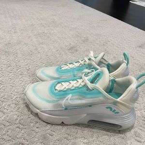 Nike air max 2090 teal and white